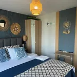 Wavehaven At South Bay
