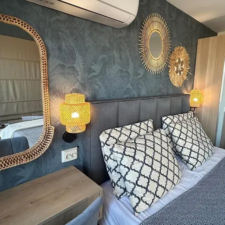 Apartment Wavehaven At South Bay *