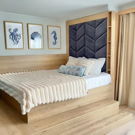 Wavehaven At South Bay