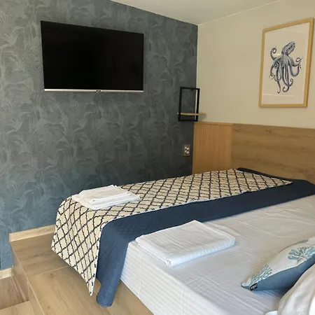 Wavehaven At South Bay Apartment Warna