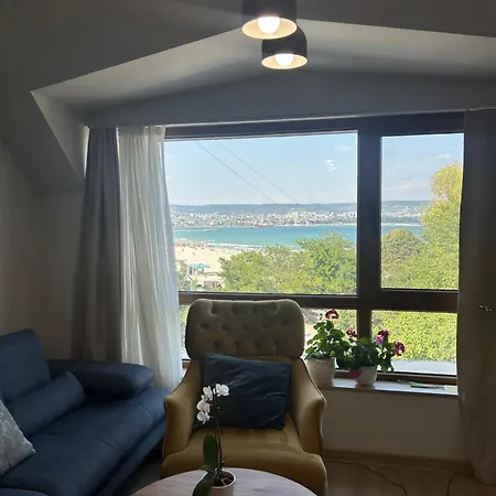 Wavehaven At South Bay Apartmán *