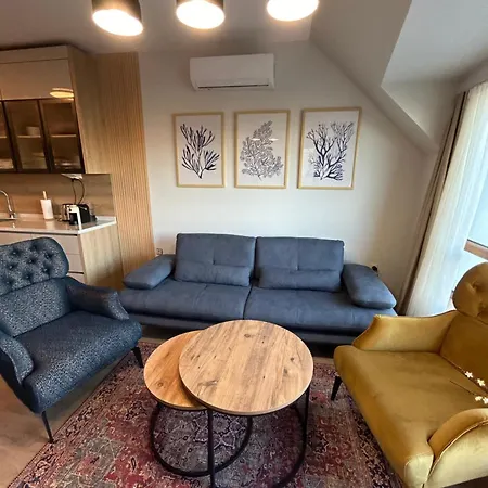 Wavehaven At South Bay Apartmán *