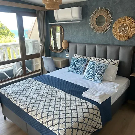 Wavehaven At South Bay Apartmán *