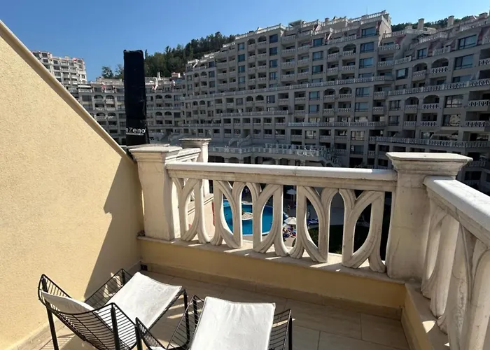 Wavehaven At South Bay アパート ヴァルナ