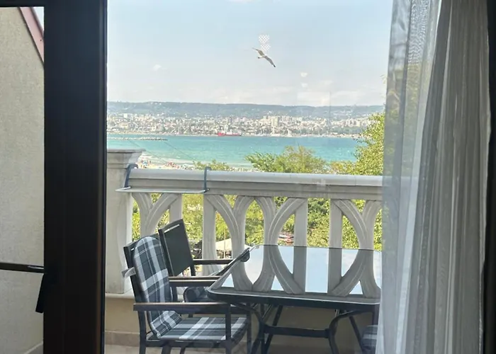 Wavehaven At South Bay アパート